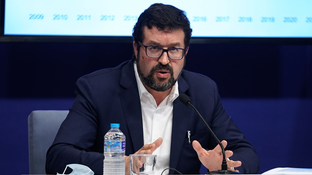 Trabajo espera alcanzar un acuerdo con CEOE para reducir la jornada laboral tras el verano