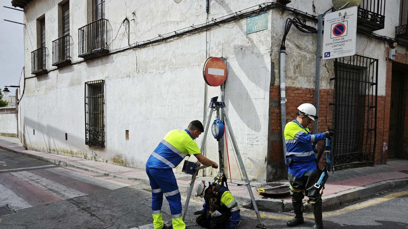 Técnicos visitan la red subterránea de Ciempozuelos