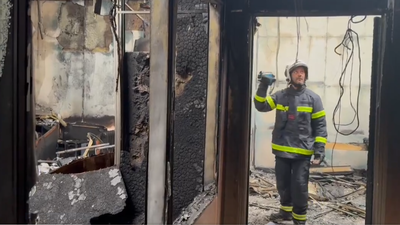 Arde la nave industrial de una empresa de telecomunicaciones en Villaviciosa de Odón