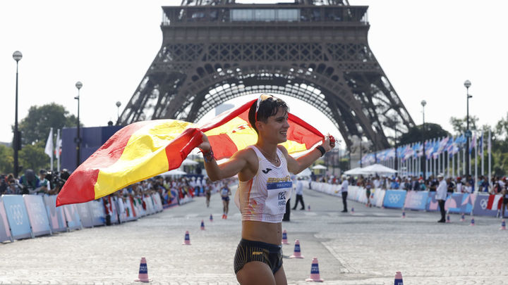 María Pérez, plata en los 20 kilómetros marcha en los Juegos Olímpicos de París / Efe