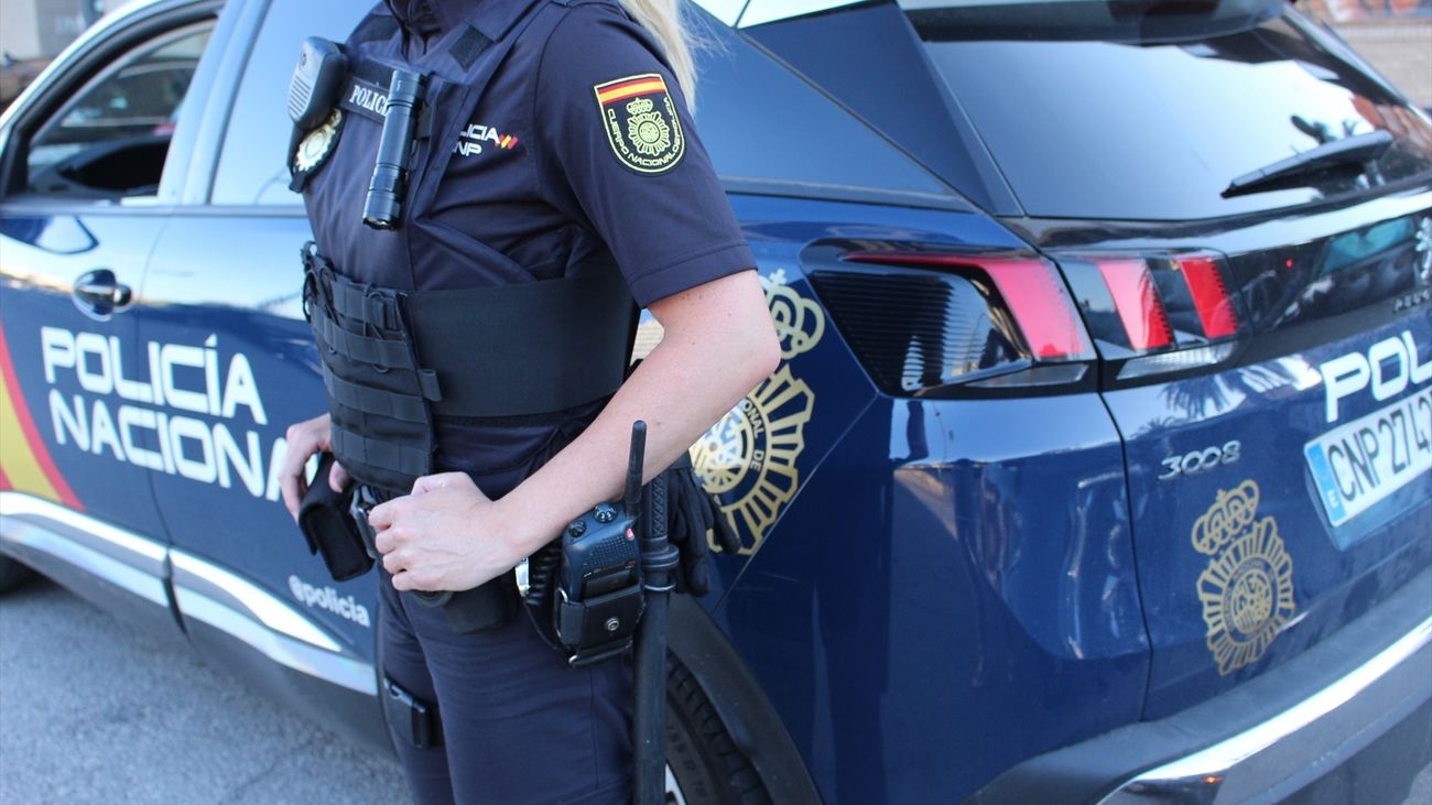 Detenido un hombre por matar con un arma blanca a su mujer en Sevilla