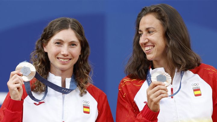 Sara Sorribes y Cristina Bucsa / EFE
