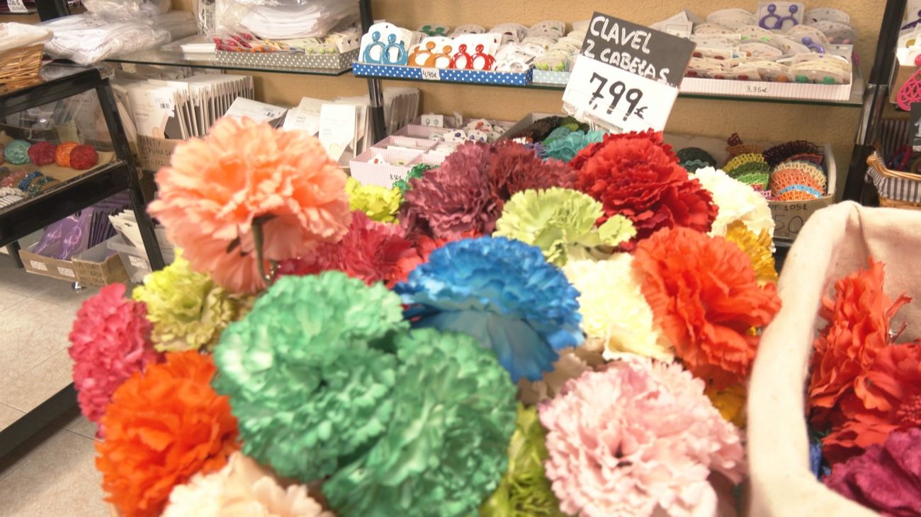 Aprendemos a vestirnos de chulapa para estas fiestas Castizas