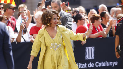 Montero "apoya y avala" el acuerdo PSC-ERC que cede todos los impuestos a Cataluña