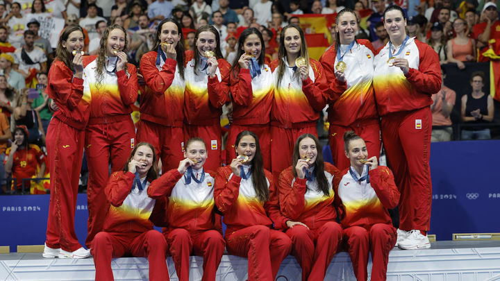 España, oro en waterpolo femenino