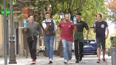 Las Fiestas Patronales de San Lorenzo de El Escorial recuperan la Carrera de Camareros