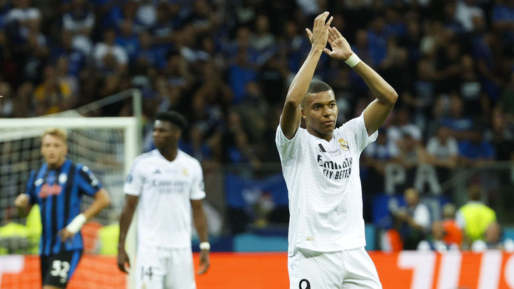 Mbappé en su  debut como jugador del Real Madrid / EFE