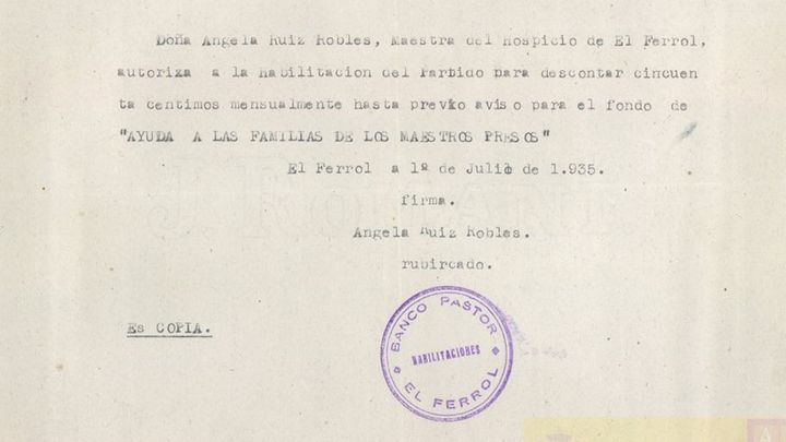 Copia del cargo de 50 cént. para el fondo de "Ayuda a las familias de los maestros presos" de Ángela Ruiz Robles / MIISTERIO DE CULTURA