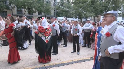 Vuelve el concurso de mantones y chotis por las fiestas de la Paloma