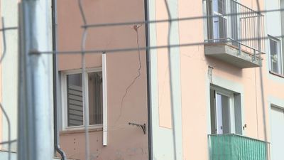 El Ayuntamiento de Aranjuez inicia trabajos de sondeo en los edificios anexos al socavón de la calle Cáceres