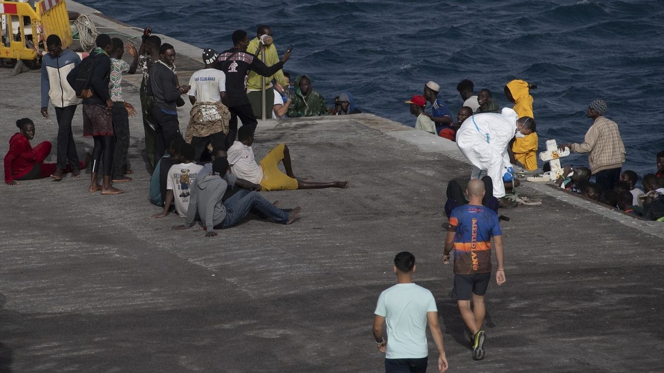 Más de 500 inmigrantes rescatados en Canarias desde el viernes