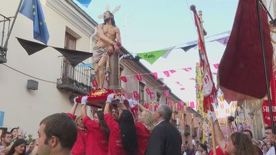 La ofrenda de las peñas y el pregón dan el inicio a las Fiestas de Alcalá de Henares
