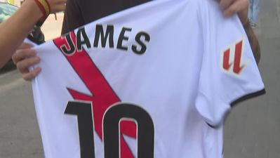 James, un rayo de ilusión en Vallecas