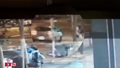 Detenido tras entregarse el conductor implicado en el atropello intencionado de un joven en la calle Orense