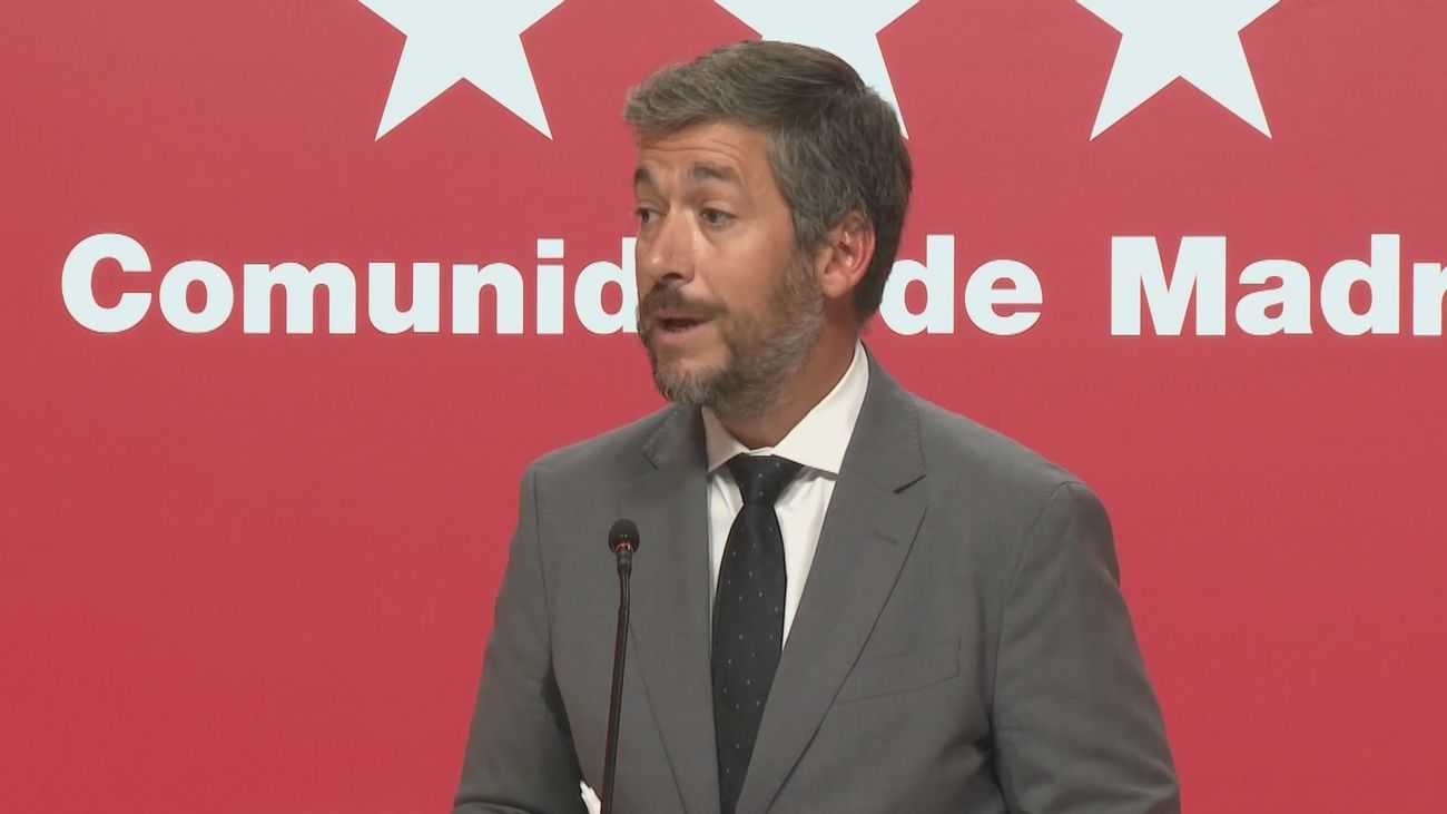 La Comunidad de Madrid cree que Sánchez trabaja más en el "efecto llamada" de inmigrantes