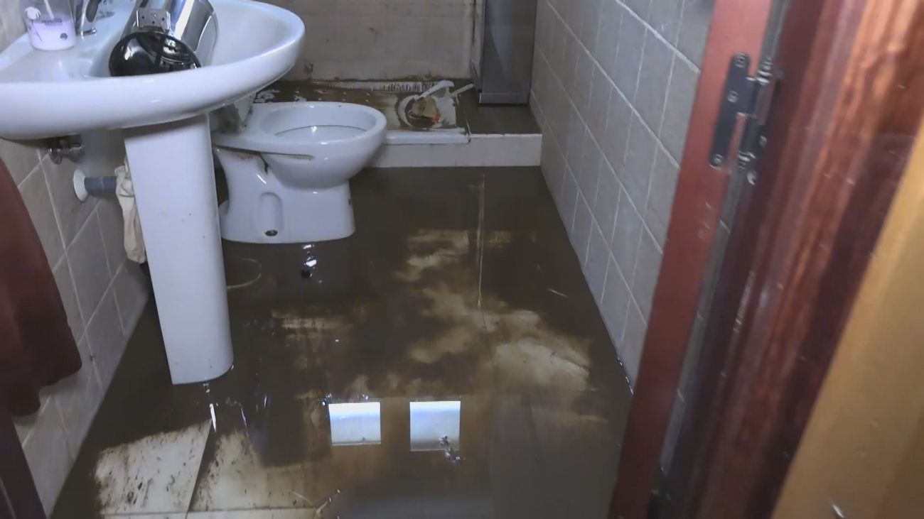 Noche de fuertes tormentas en Madrid: Manzanares el Real, Mataelpino o El Boalo, las zonas más afectadas