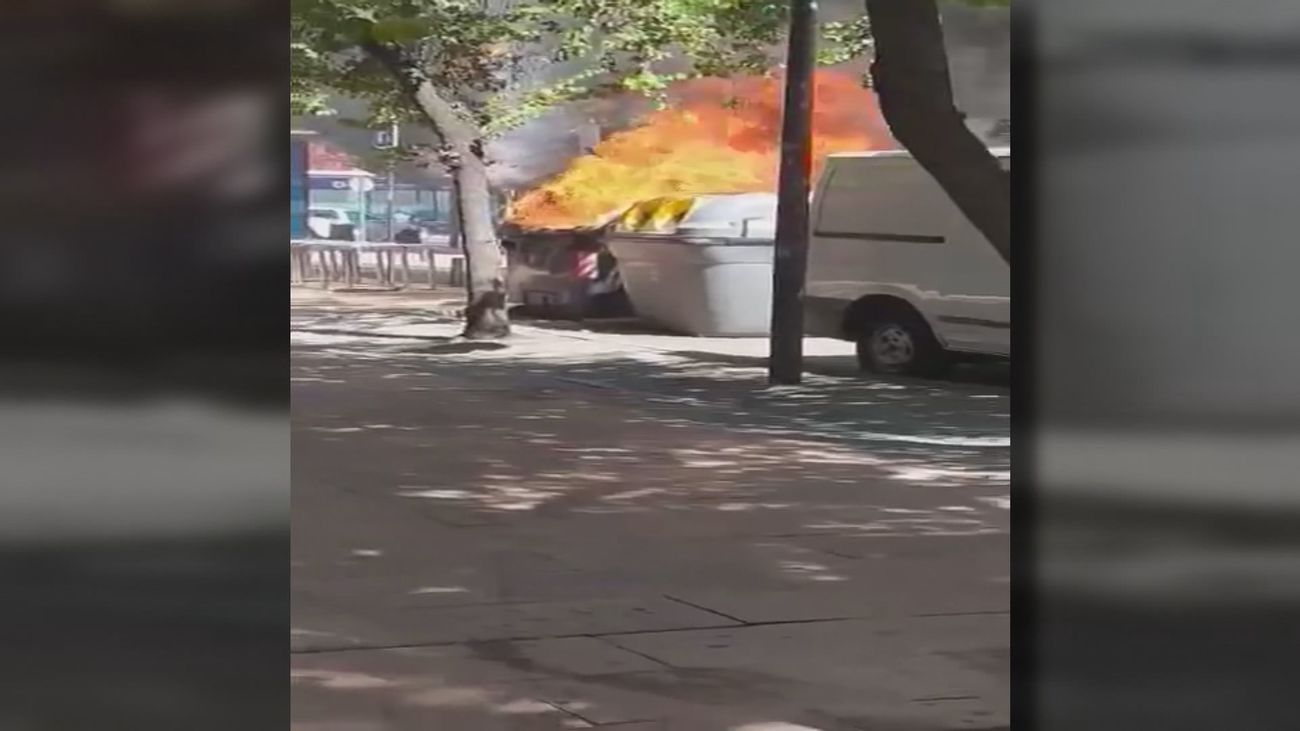 La Policía Local de Alcobendas pide colaboración ciudadana ante la quema de contenedores