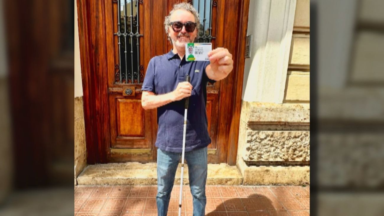 Luis Canut anuncia su ceguera en las redes sociales: "Ciego, feliz y orgulloso"