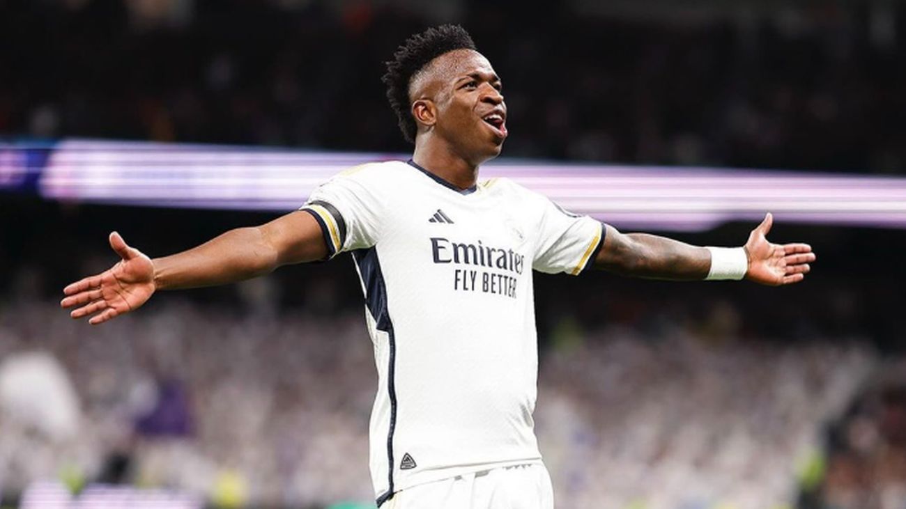 Vinicius se queda solo, ni la afición del Real Madrid le apoya