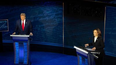 Harris se enfrenta a un Trump irascible en un debate lleno de ataques personales