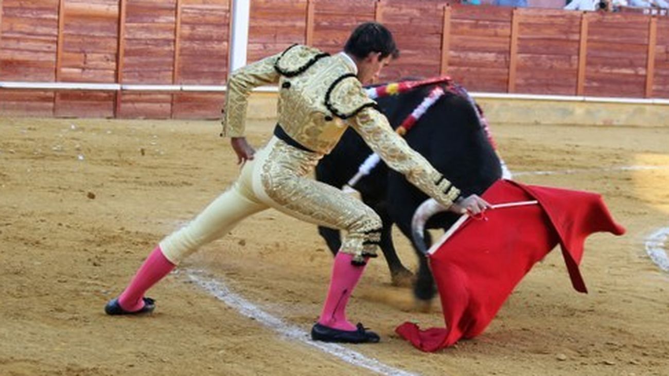 Arrancan en Parla los festejos taurinos, con encierros, recortadores y el 'toro de cajón'
