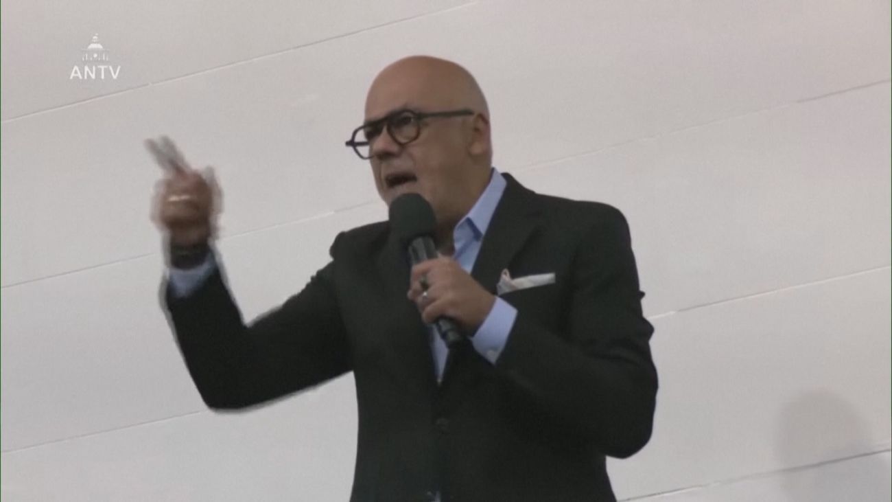 El chavismo venezolano pide romper relaciones diplomáticas y comerciales con España