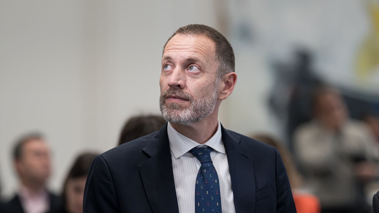 La Comunidad de Madrid considera insuficiente el cese del presidente de Adif y exige soluciones a los problemas de Cercanías