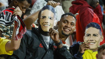 La 'Jamesmanía' llega a Vallecas