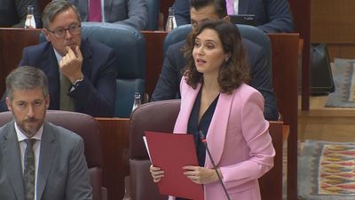 Ayuso carga contra "la censura" del Gobierno a periodistas, que busca "amedrentarlos"