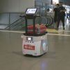En la estación de Méndez Álvaro hay un robot asistente