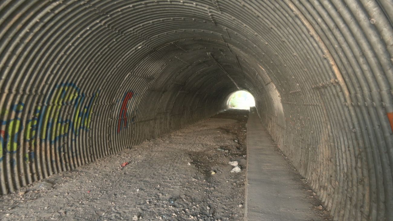 El túnel del terror en Móstoles: "Me da miedo pasar por aquí"