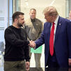 Zelenski se reúne con Trump y afirma compartir la opinión de que la guerra en Ucrania debe acabar