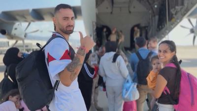 España logra evacuar de Líbano a 243 personas en dos aviones militares