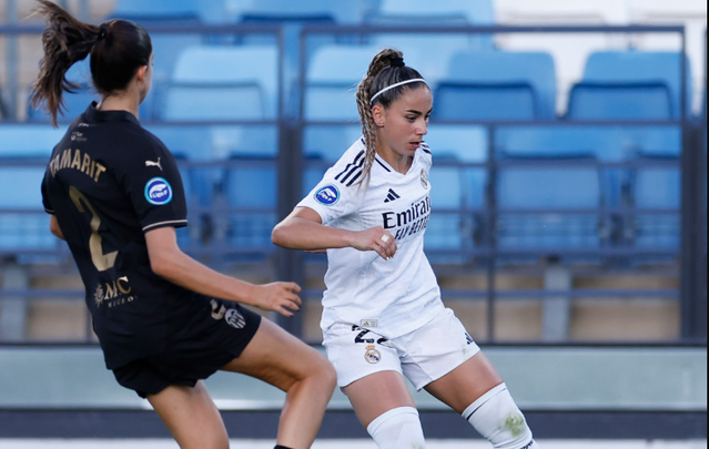 Athenea del Castillo ante el Valencia / REAL MADRID
