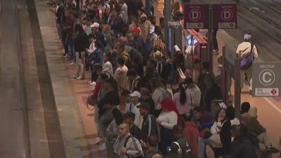 200.000 coches más en las carreteras madrileñas por el caos de Cercanías