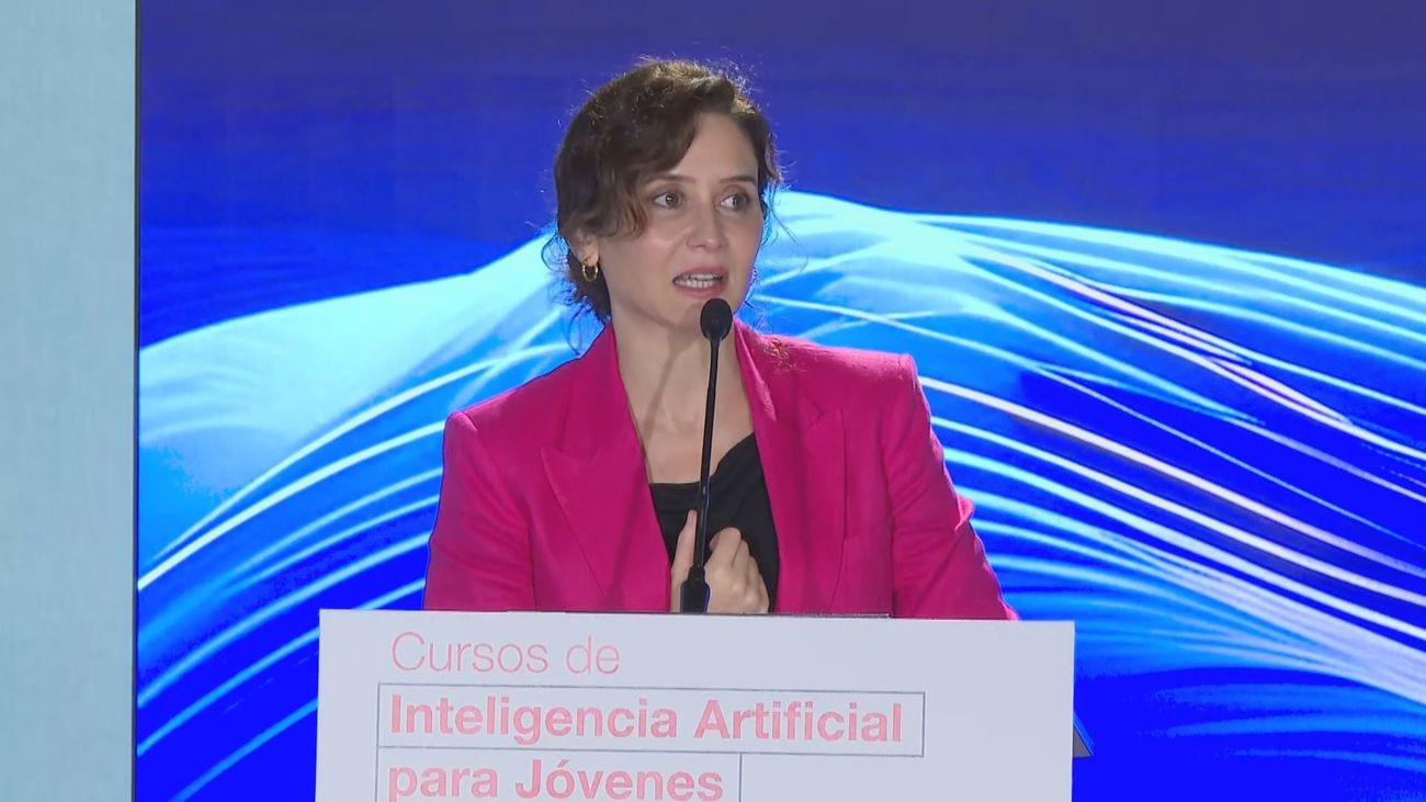 La Comunidad presenta los primeros cursos europeos de IA para jóvenes