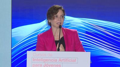 La Comunidad presenta los primeros cursos europeos de IA para jóvenes