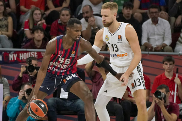 Musa ante el Baskonia / EFE