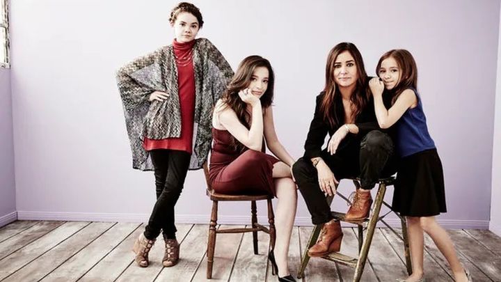 El reparto femenino de Better Things (Varios) / .