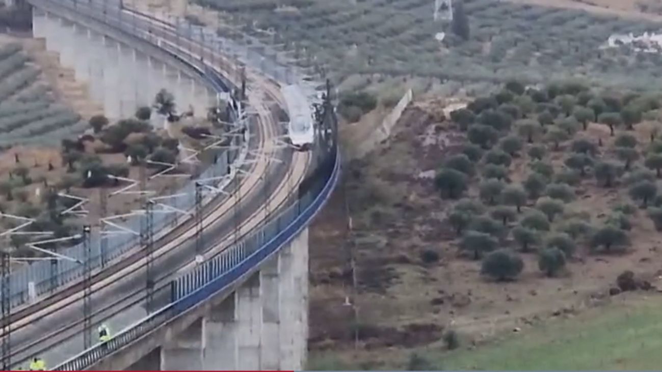 Conexiones por AVE, carretera o avión entre Madrid y Valencia: Esta es la situación por la DANA