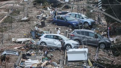 La Generalitat Valenciana anuncia ayudas iniciales de 250 millones de euros a afectados por la DANA