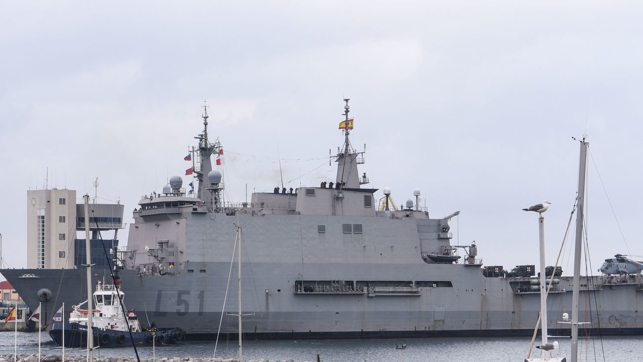 El buque Galicia llegará este lunes a Valencia con miembros del Ejército