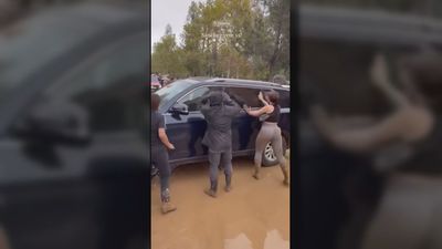 Sánchez, sobre Paiporta: Hay que diferenciar entre la "ira legítima" y los "grupos ultras organizados"