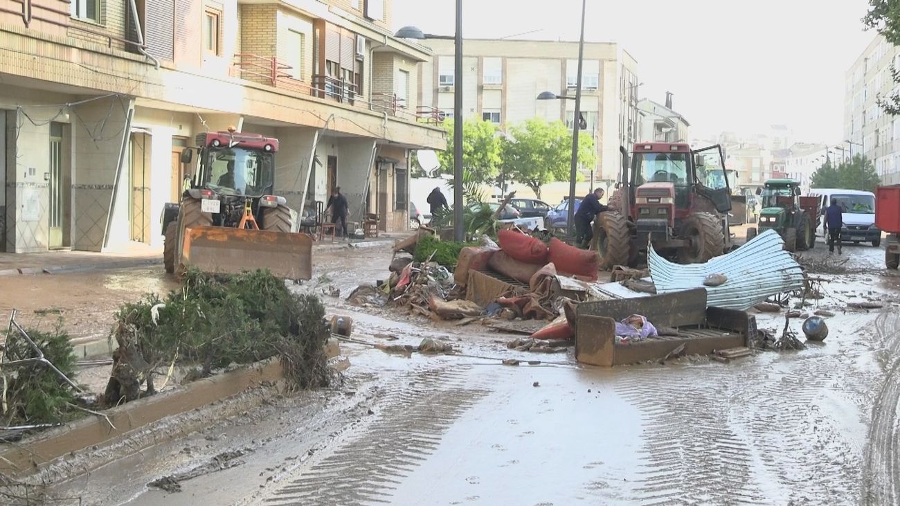 Borja Varela, capitán de la UME, nos cuenta cómo se está trabajando en las zonas arrasadas por la DANA