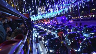 Naviluz vuelve a Madrid: rutas, precios y cómo comprar entradas para el Bus de la Navidad