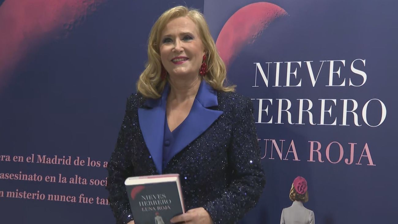 Nieves Herrero se pasa al suspense en su nueva novela, 'Luna Roja'