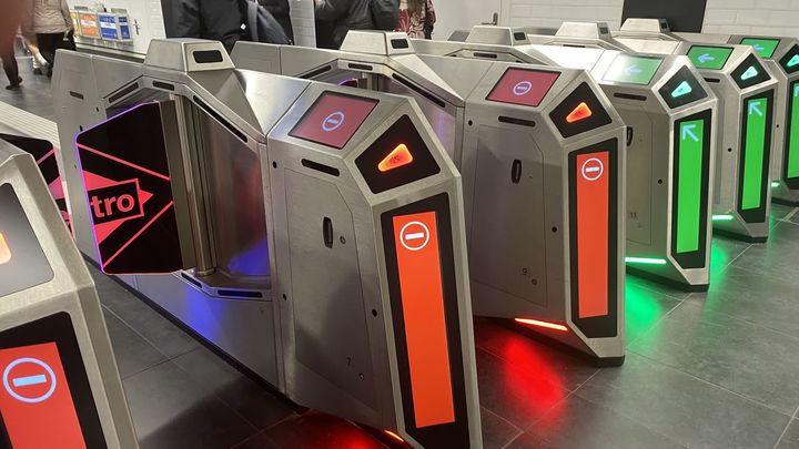 Nuevos tornos inteligentes del Metro de Madrid / REDACCIÓN