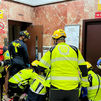 Un trabajador herido grave al quedar atrapado por el contrapeso de un ascensor en el que trabajaba
