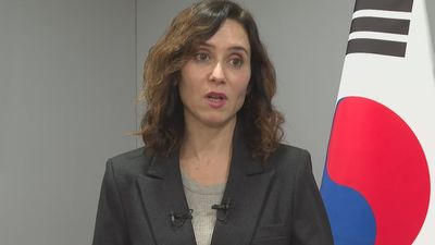 Ayuso acusa a Sánchez de "orquestar un caso" desde su mesa para intentar destruir a un adversario político