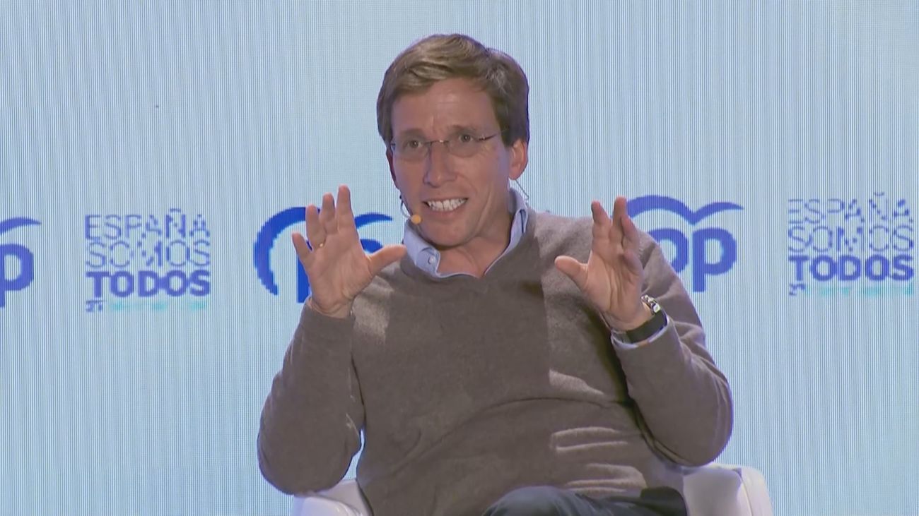 Almeida se pregunta si los socialistas celebrarán el próximo congreso "en Alcalá Meco"